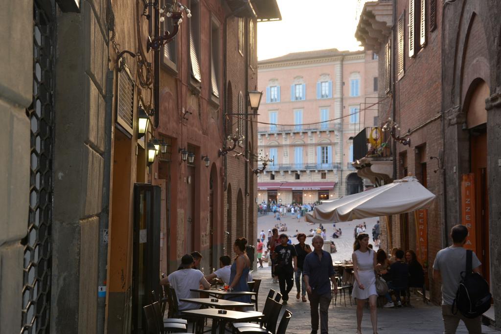 Porrione22 Apartment Siena Bagian luar foto